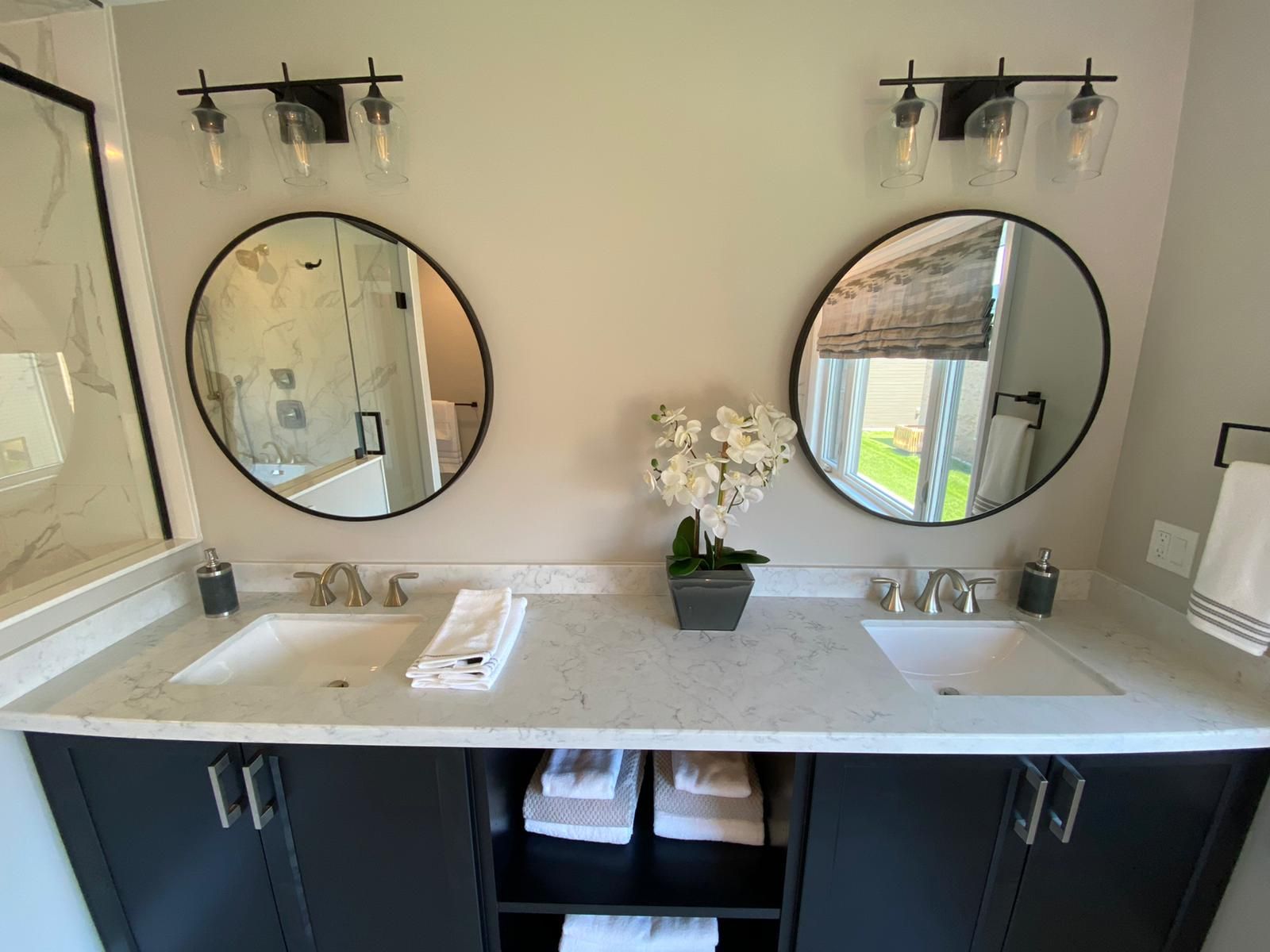 Bathroom Vanities project 50