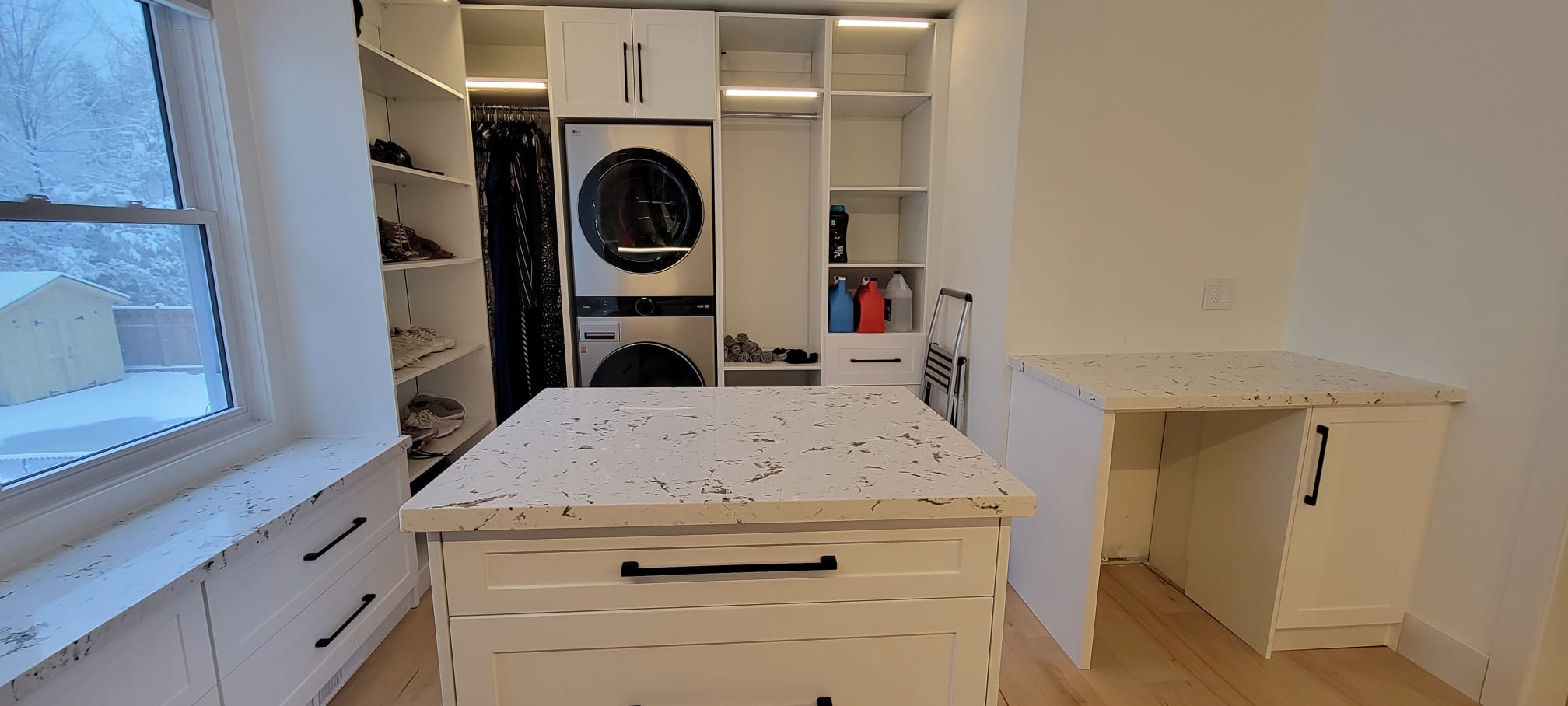 Walk-in Closets project 32