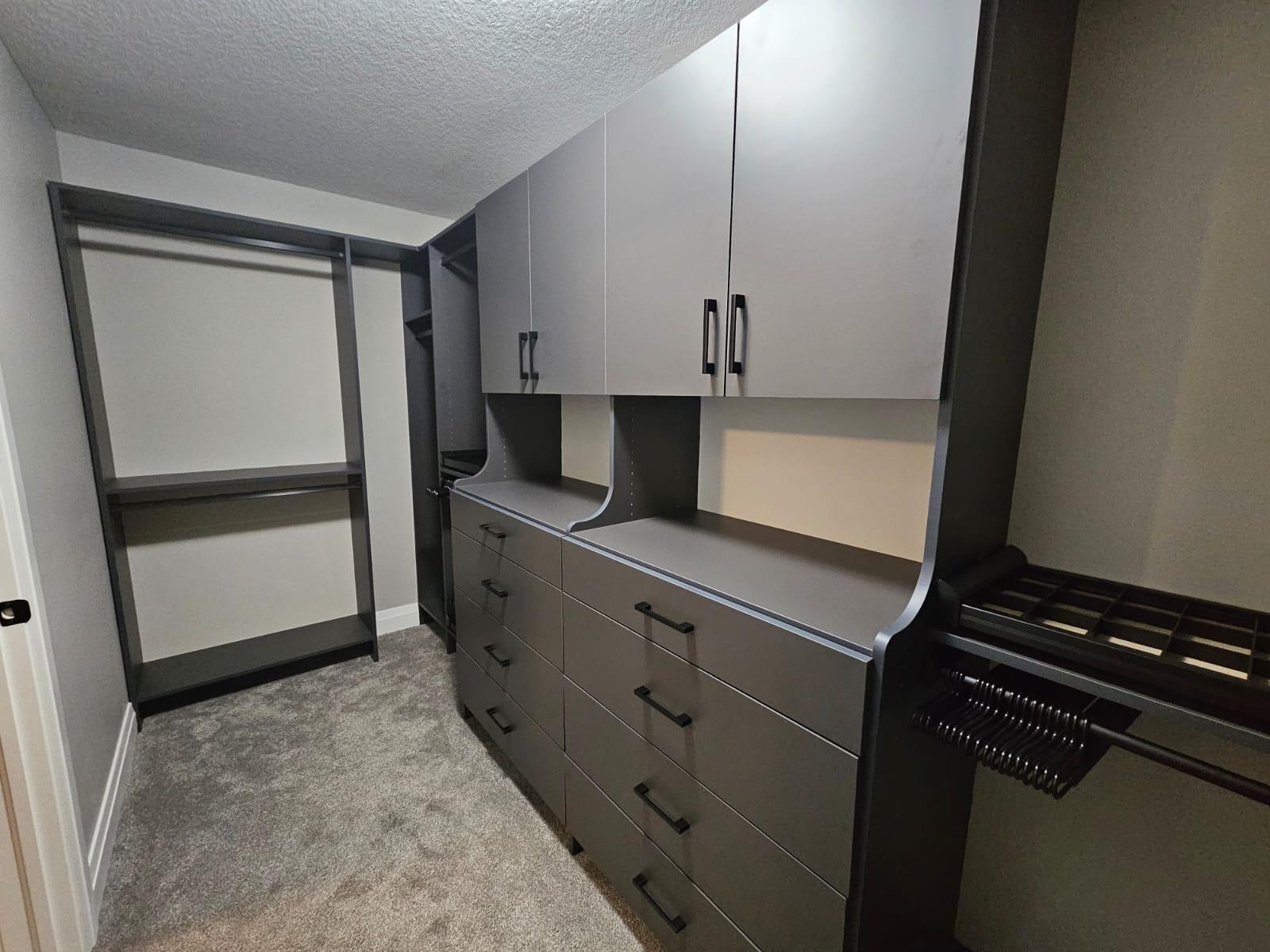 Walk-in Closets project 22