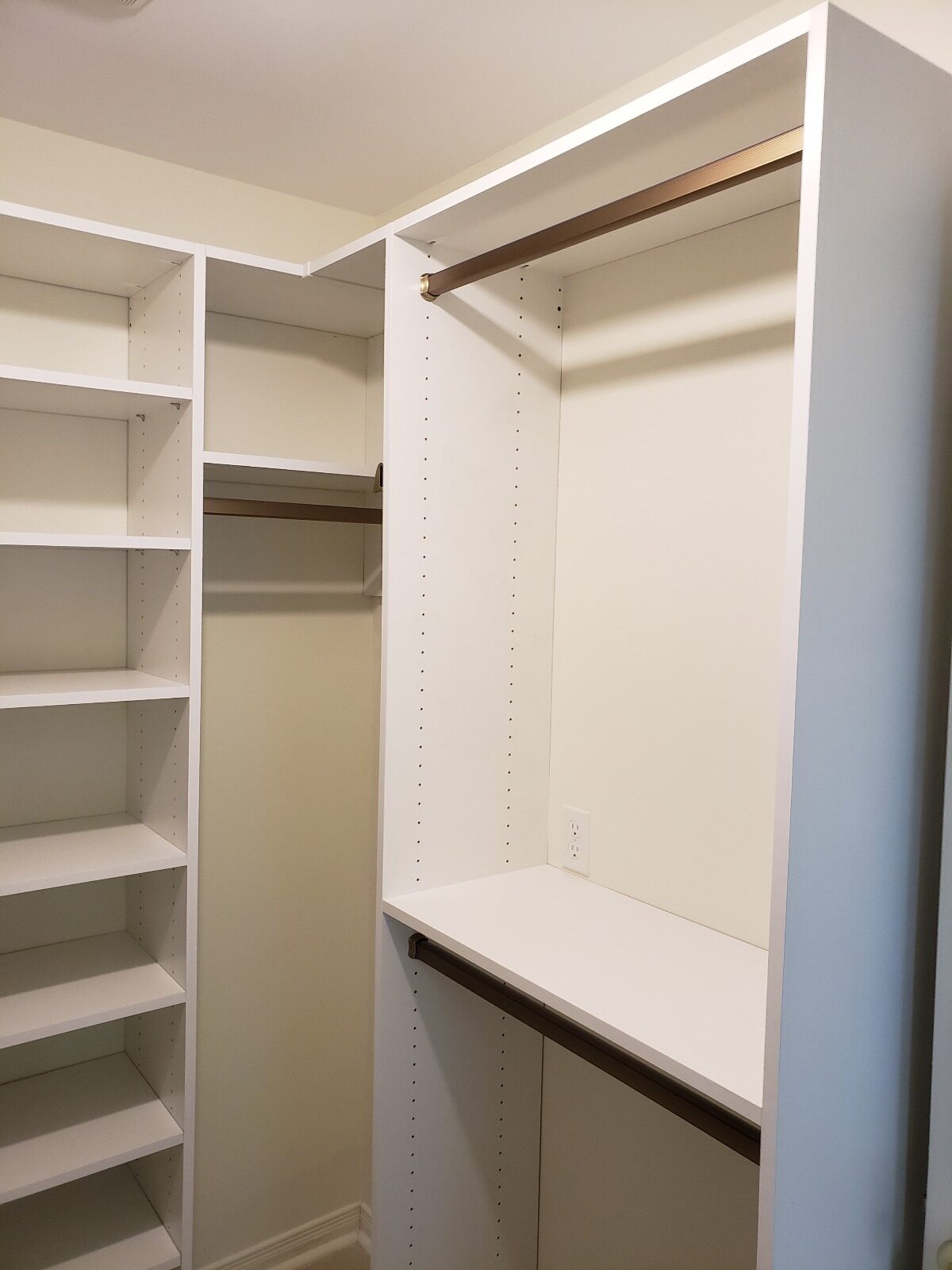 Walk-in Closets project 21