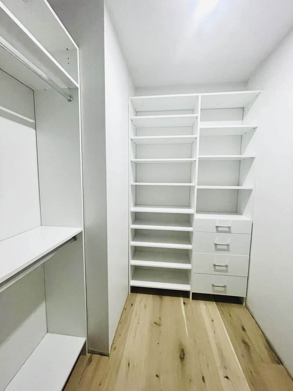 Walk-in Closets project 37
