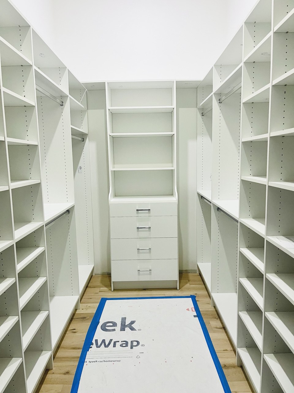 Walk-in Closets project 42