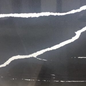 Bianco Nero quartz slab